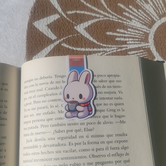 MARCAPÁGINAS CONEJO CON BUFANDA
