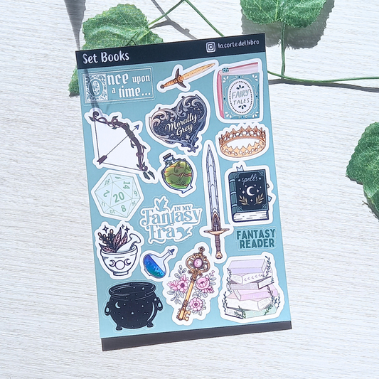 STICKER BOOK FANTASY